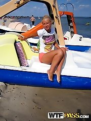 Alluring blonde gf having joy on a beach - PrivateSexTapes.com