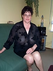 This big titted mature slut loves playing with herself