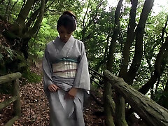JAV outdoor exposure in kimono followed by oral job Subtitles