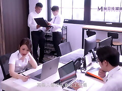 Modelmedia Asia - Poor Colleague Is My Trampy Anchor - Ling Xiang – Md – 0248 – Hottest Original Asia Porn Video
