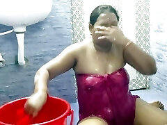 Sexy lady Bath Flash Sexy lady Bath Flash