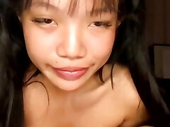 Emma Thai Is Doing a Super-fucking-hot Live Show and Talks Dirty with Her Admirers