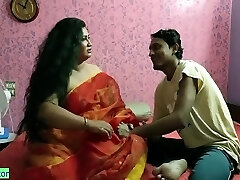 Indian Super-steamy Bhabhi Hardcore Sex With Innocent Boy! With Clear Audio