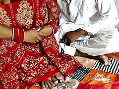tía de novia recién casada follada en su noche de bodas village mami chudai