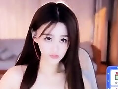 Asian massage honey sucks and jerks cock hard after massage