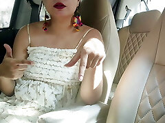 linda chica india sexo con su ex novio follando más duro en el coche sexo huele sus bragas chupa sus tetas en hindi