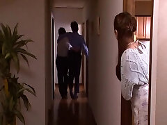 chica cachonda toma la polla de sus jefes haciéndola tomar varias corridas