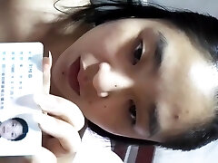 Dirty chinese girl finger-banging