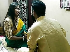 Beautiful Indian bengali bhabhi having hookup with property agent! Best Indian web series bang-out