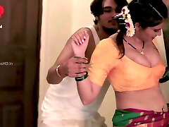 Desi maid groped by her bf and pulverized