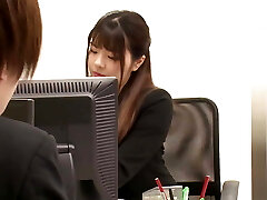 The new girl employee who loves pranks is getting more and more erotic! Even in the presence of other employees, she h