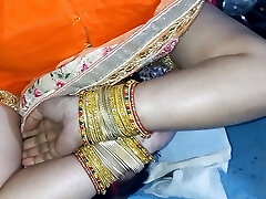 Scorching sexi bhabhi ki saree me majesar chudai video