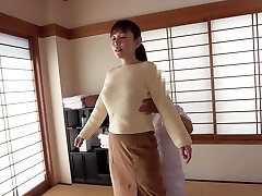 Wife who was defeated by a highly thick prick after being sent to a massagist. Wife who was defeated by a highly thick prick after being sent to a massagist.