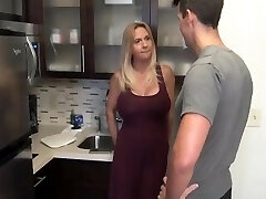 Sexy MOM with ginormous boobs sucks phat dick and gets facial