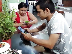 I view for my boss I lick her pussy when no one is home but she is highly horny