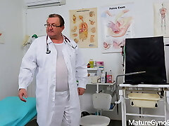 Surprised mature Jessica Red examined and made to jizm by freaky doctor