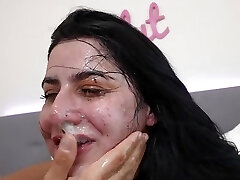 Servant slutty babe gagging cock and getting slapped