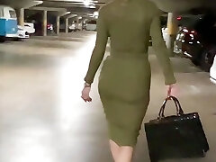 Walking unsheathed in public Walking unsheathed in public