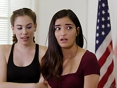 Georgia Jones licks pussies in a lesbian teen threesome