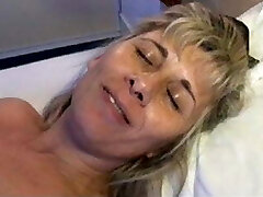 lisa squirts after her gash is given a lot of attention