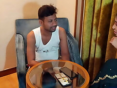 Desi Bhabi ki Pyaas kitna? Full video. A story about the cum of a housewife in India. Full hindfi audible audio