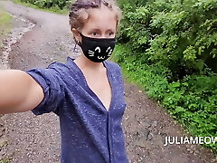 I flash melons on a rural road