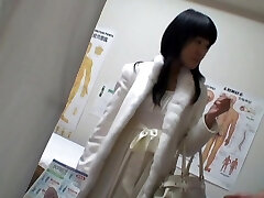 Asian fucked in private salon on Japanese massage spy video