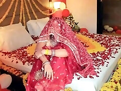 Tej ki raat me bhabhi ke sone ki Saath bhabhi ki pusy ko puri Tej ki raat me bhabhi ke sone ki Saath bhabhi ki pusy ko puri