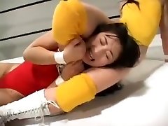 Chinese women wrestling