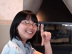 Chinese Glasses Girl Blowjob