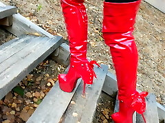 Step by step Lady L red boots extreme high stilettos.