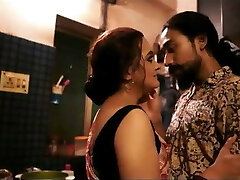 Maa ko manager ne choda