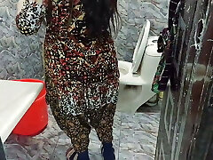 Building Maid Anally Fucked In the Bathroom, Doggy Style with Hindi Audio
