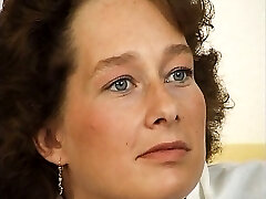 Die alte Sau weis wie stud Schwanz lutscht