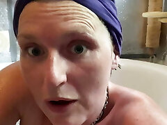 Talking about how orgasms caused by hot water are brutal on the build up to them, whilst sat in a mega steamy bathtub!