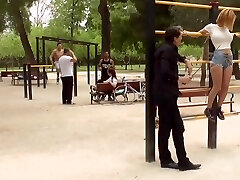 Two European marionettes tormented in public
