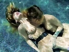 Evelyn  underwater fuck-a-thon lesbian