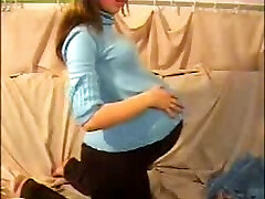Kinky pregnant webcam have fun at home
