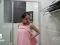 MSD-014- Scheming Gal