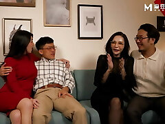 Exchange the mature hoe wife and have sex with her fuck her big boobs and wet pussy Exchange the mature hoe wife and have sex with her fuck her big boobs and wet pussy