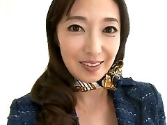 Mature pornstar Otowa Ayako luvs flashing her pussy and tits