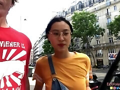 刘玥 Chinese Asian June Liu Creampie - SpicyGum Fucks American Man in Paris x Jay Bank Presents
