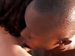 अफ्रीकी प्यार करने की अविश्वसनीय क्षमता अफ्रीकी प्यार करने की अविश्वसनीय क्षमता