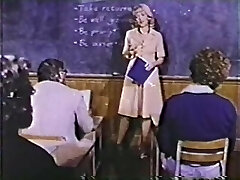 Peepshow Loops 319 70s and 80s - Scene Three Peepshow Loops 319 70s and 80s - Scene Three