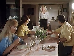 Italian sweetie Moana Pozzi shows her goods Italian sweetie Moana Pozzi shows her goods