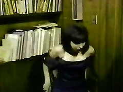 Topless Femmes Dancing Around