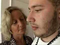 CORBEAU JEUNOTS ET VIEILLES Nymphos CORBEAU JEUNOTS ET VIEILLES Nymphos