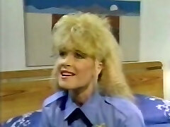 versaute polizistin hat ihre enge und nasse muschi geknallt versaute polizistin hat ihre enge und nasse muschi geknallt