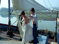 मूवी क्लासिक रेट्रो