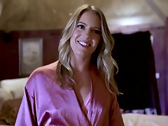 Candice Dare is opening up her legs wide to get her muff stuffed with a hard beefstick